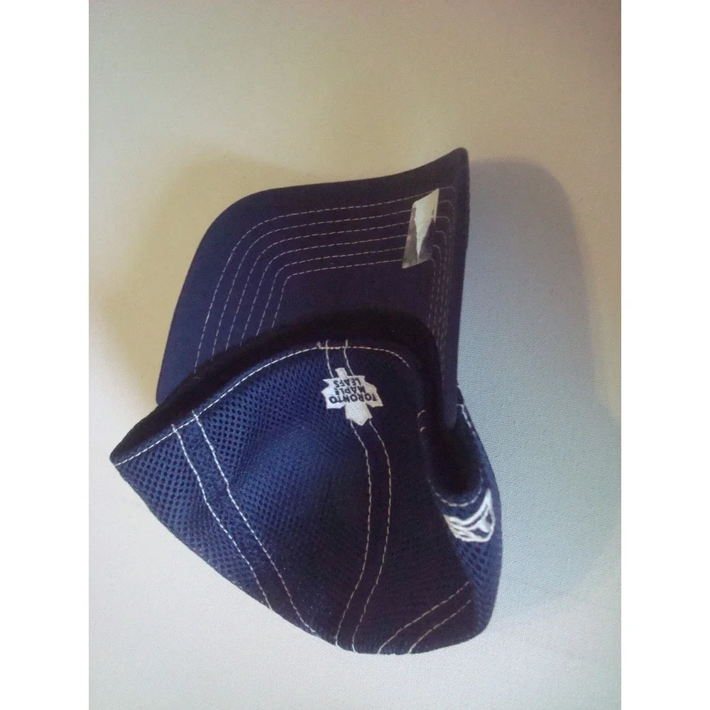 YOUTH TORONTO MAPLE LEAFS   NEW ERA 00S Y2K  STRAPBACK  HAT CAP VINTAGE P2